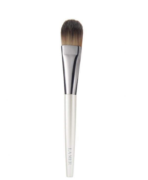 The Foundation Brush